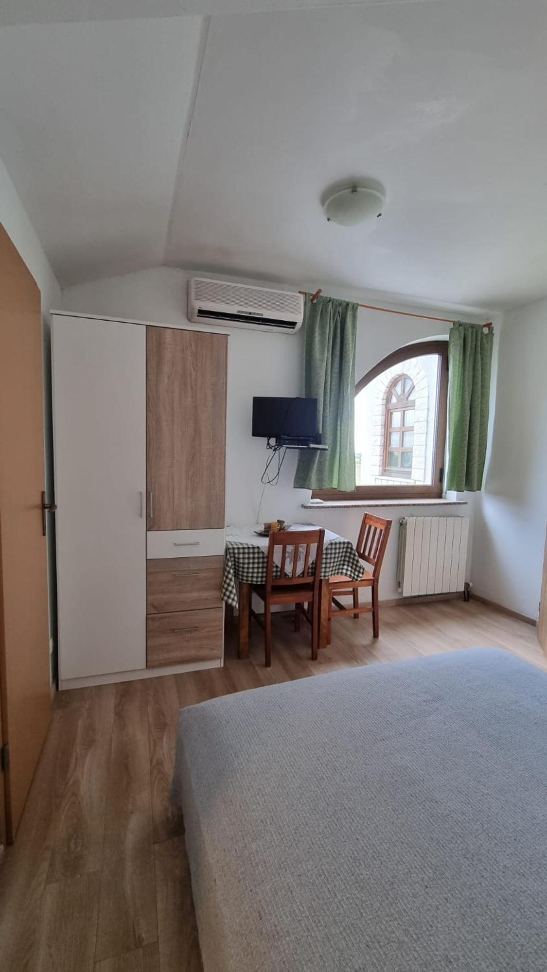 Apartmani Ritosa Novigrad Istria Eksteriør bilde